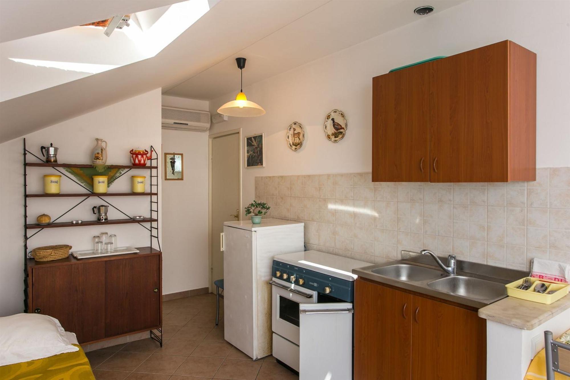 Apartments Marija - 50M From Beach Zaton  Zewnętrze zdjęcie